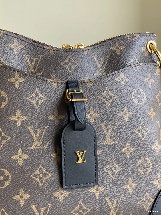 PM VUITTON LOUIS ODÉON 0814